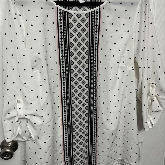 Croft & Barrow plus size 2x top white black pink brown triangles - Picture 1 of 4